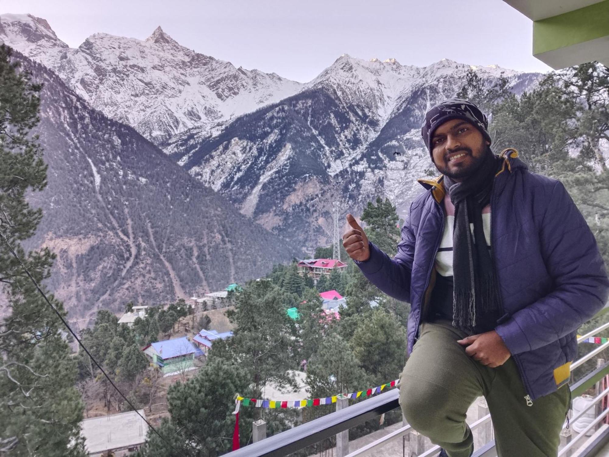 Rudra Homestays Kalpa Bilik gambar